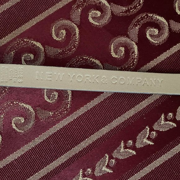 NEW Small Thin Metallic Champagne Yellow Belt NY&C Square Buckle elegant - Picture 3 of 12